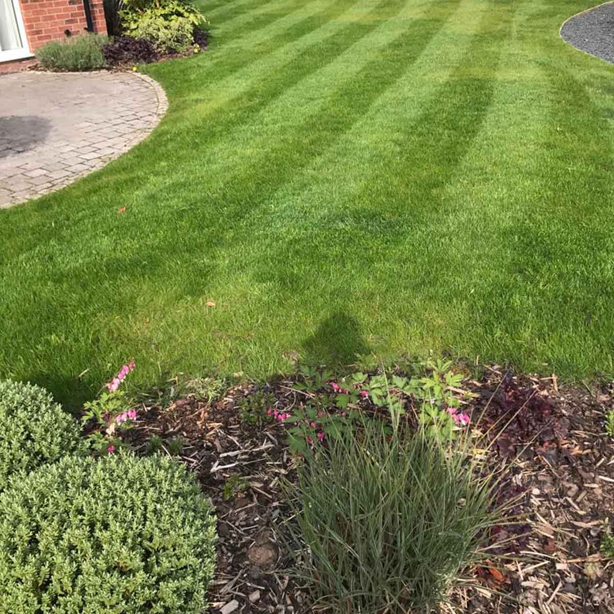 PGE Landscaping Grounds Maintenance
